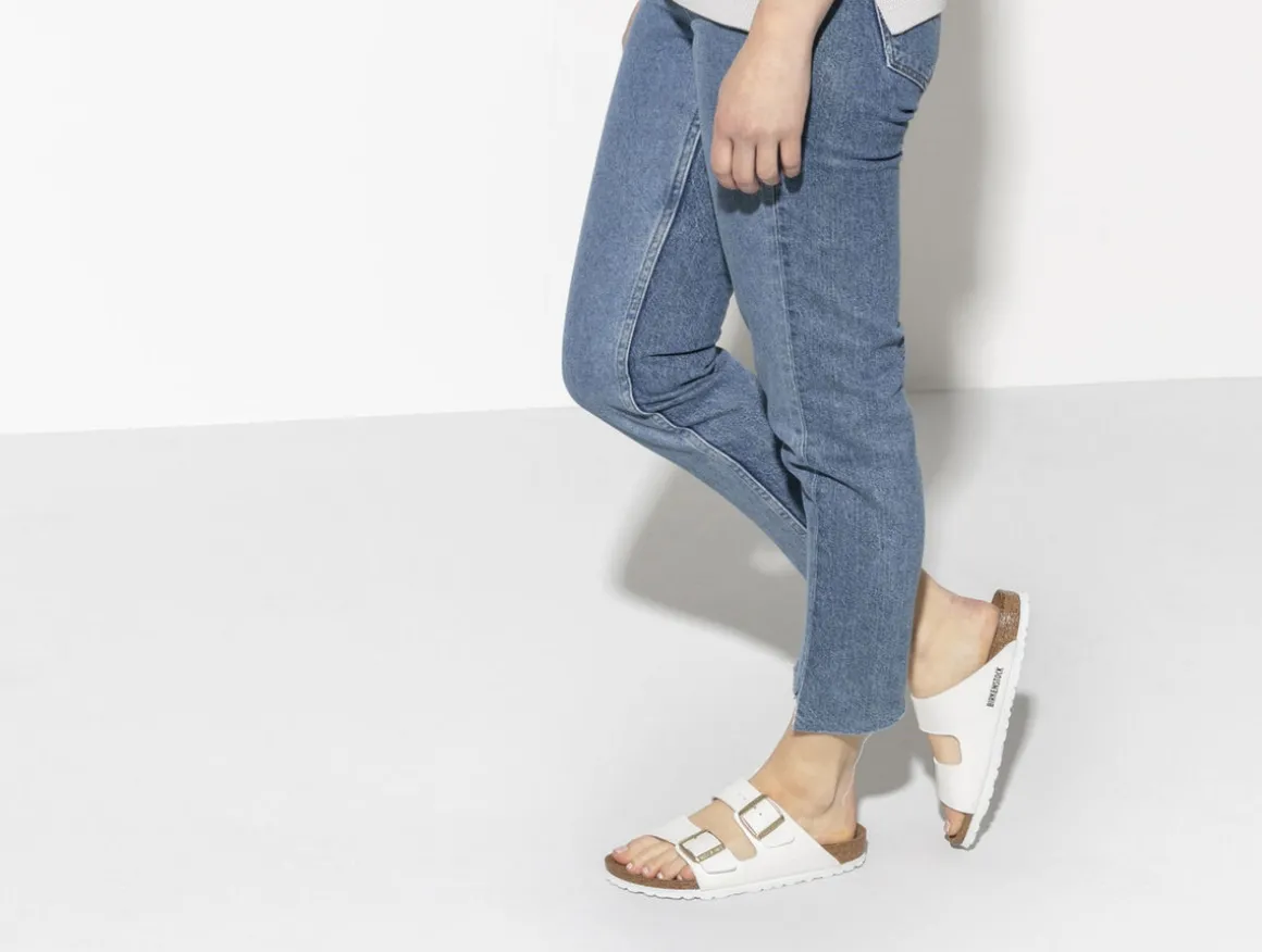 birkenstock_arizona__narr_1-3.webp Birkenstock Arizona 1005294 Narrow - White Patent