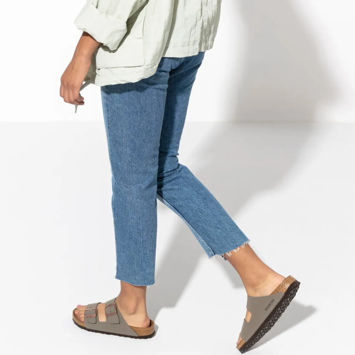 birkenstock_arizona__narr_1-4.webp Birkenstock Arizona 0151213 Narrow- Stone