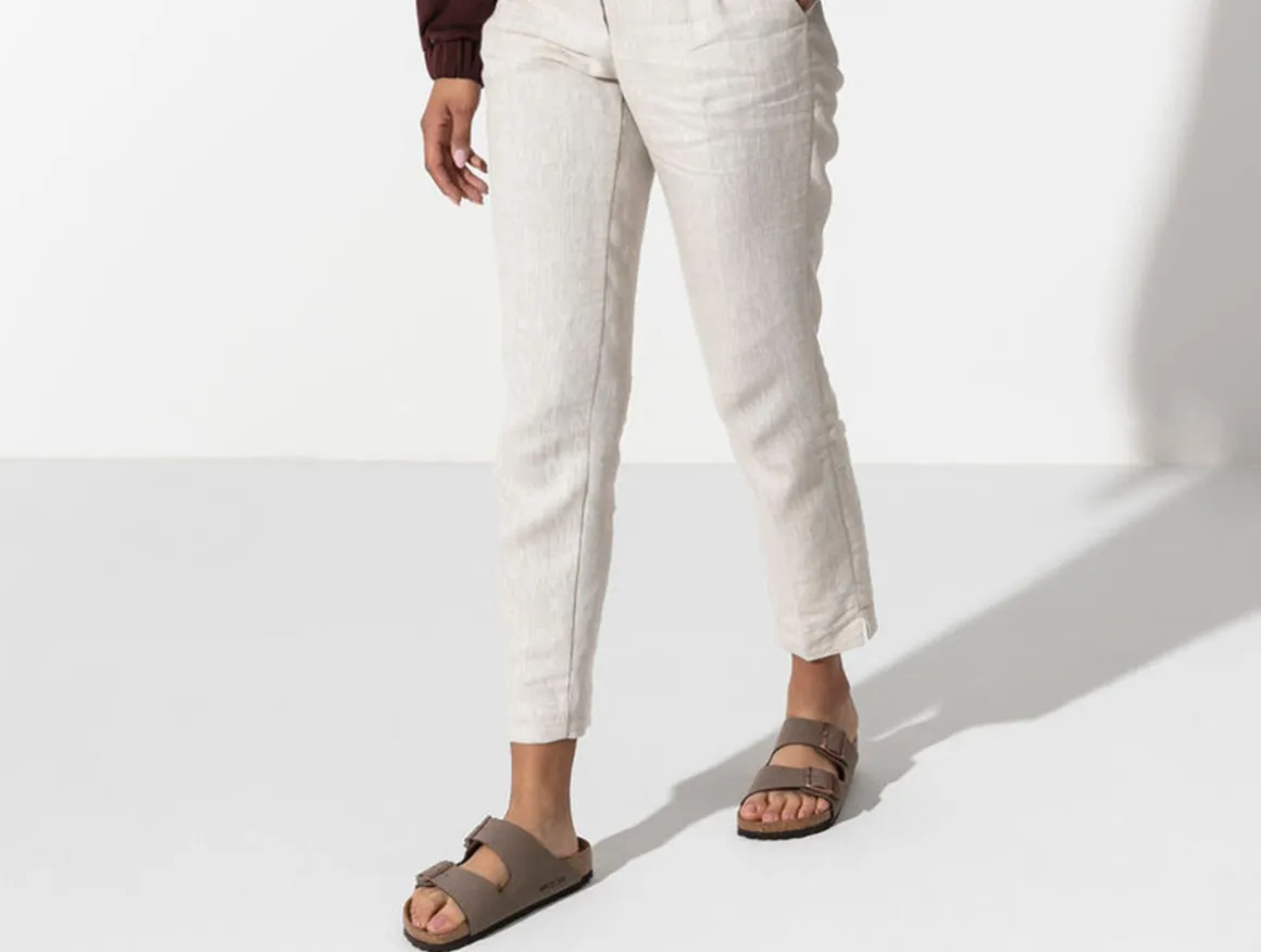 birkenstock_arizona_birko_1-1.webp Birkenstock Arizona Birko-Flor® Nubuck 0151183 Narrow - Mocha