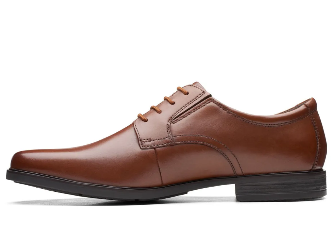 clarks_howard_walk__dark__1.webp Clarks Howard Walk - Dark Tan Leather