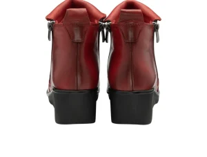 Lotus Cordelia ULB299 - Red