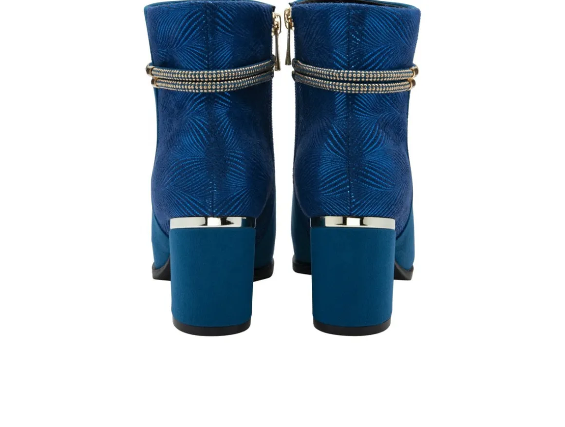 lotus_nerinda_ulb__blue_3.webp Lotus Nerinda ULB415 - Blue